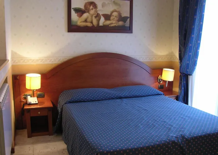 מלון Verona 3*