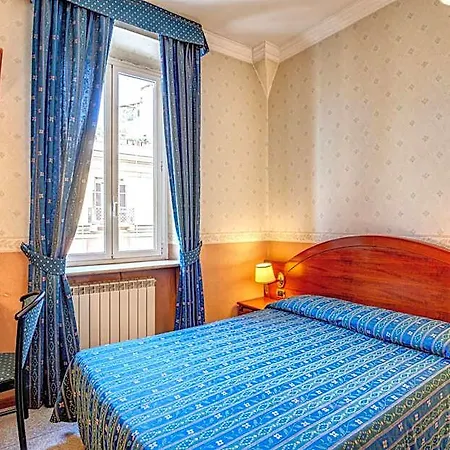 Verona 3* רומא