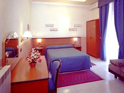 Verona فندق