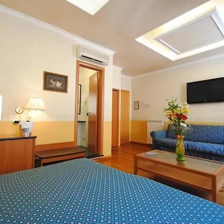Hotel Verona 3*