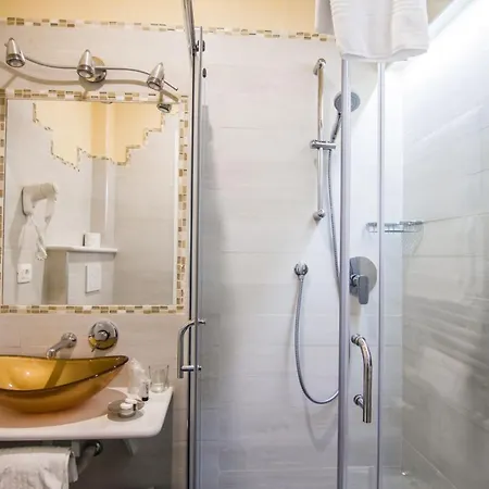 Hotel Verona 3*