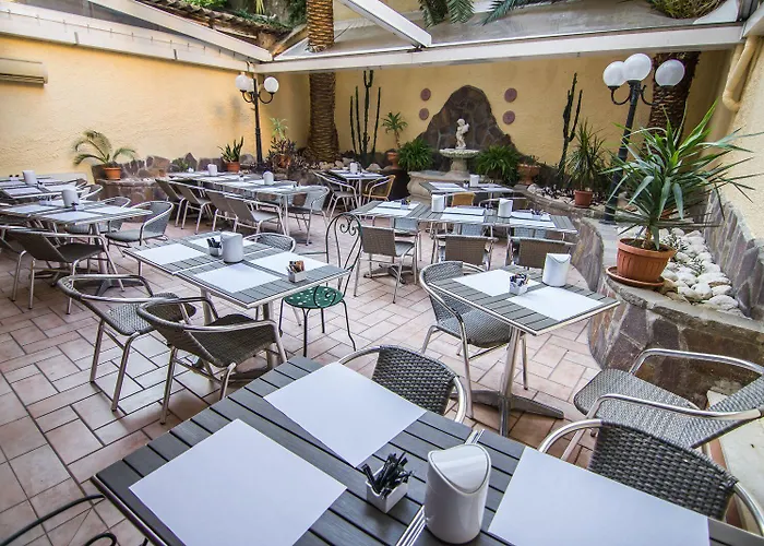 ベローナ ホテル