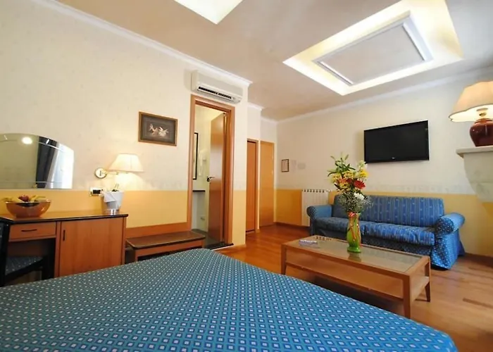 ホテル ベローナ 3*