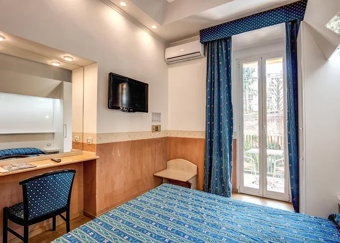 ベローナ ホテル 3*